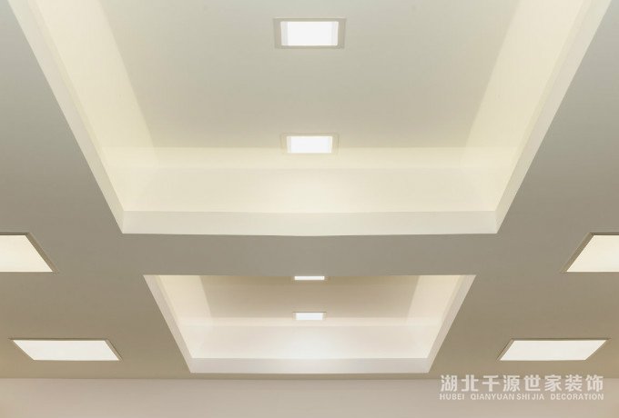 辦公室裝修選擇什么樣的吊頂比較好？【宜昌裝修】