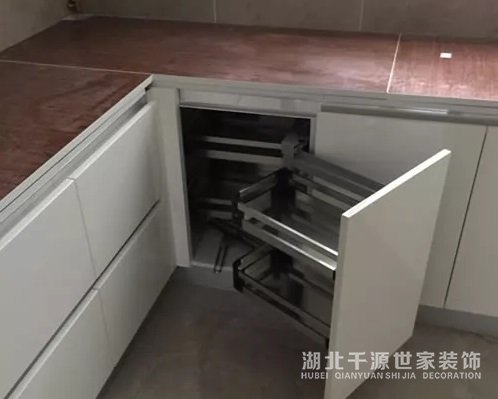【宜昌裝修公司】廚房定制櫥柜時必要注意的10個細節(jié)問題