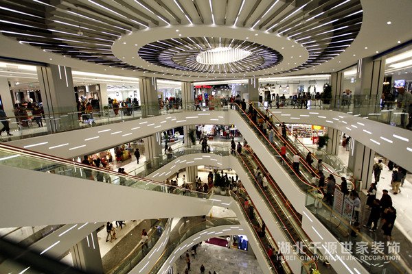 宜昌新國貿(mào)國慶客流量逾80萬人次 實(shí)現(xiàn)銷售超1.8億