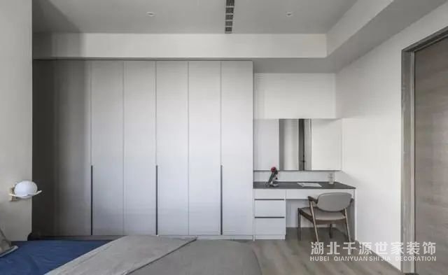 女生無法抗拒的1㎡梳妝臺，這樣設(shè)計，好看實用又省空間