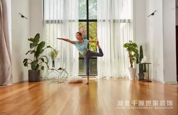 客廳的4種布局方式，這樣改造，一間變兩間！
