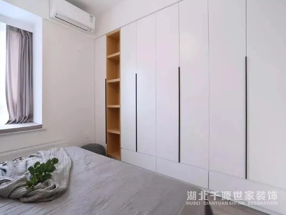 衣柜門到底選平開還是推拉？